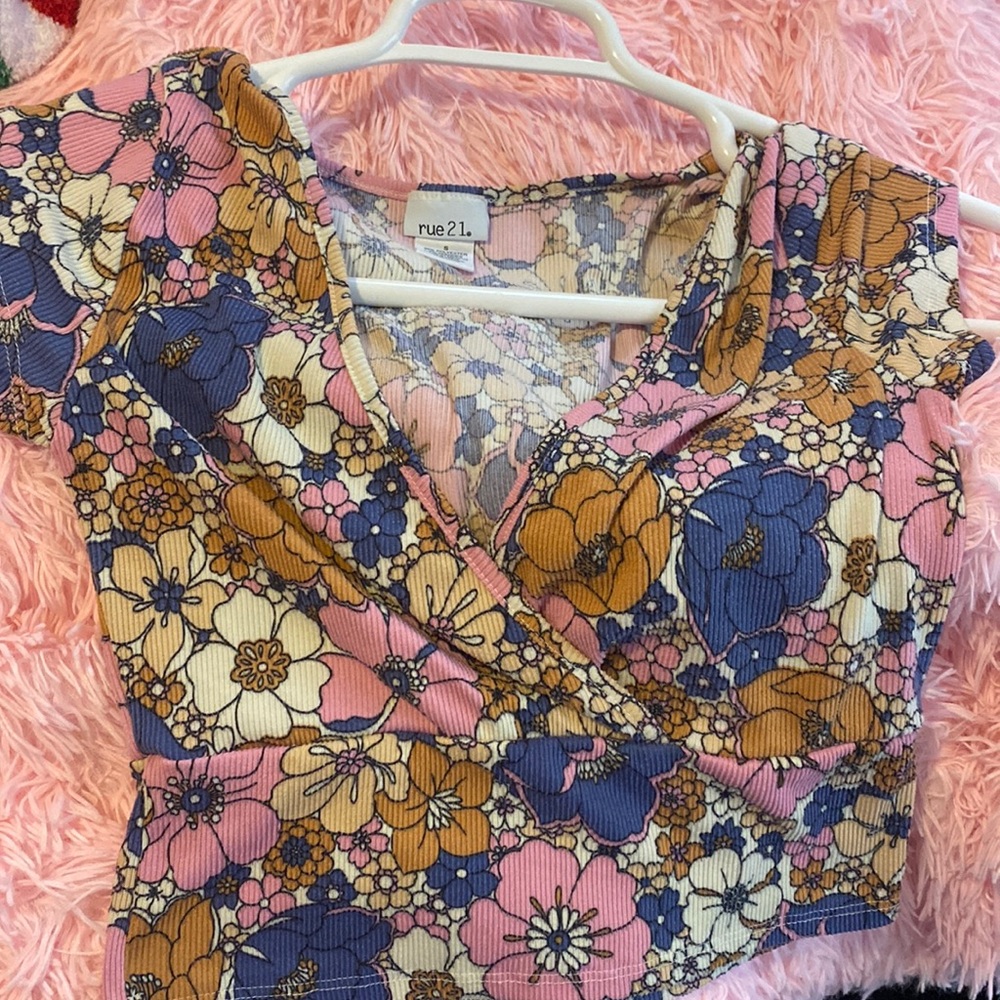 rue21 Top